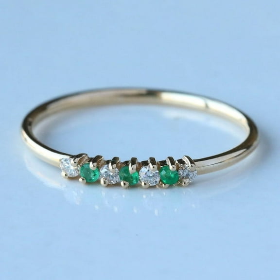 Emerald and Diamond Stone Ring, Anniversary Gift Jewelry, 925 Starling Silver Rings, Alternate Band Handmand Jewelery, Light Weight, Stacking Jewelry, Daily Wear Jewelry.