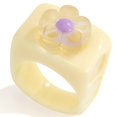 thumbnail image 1 of Anneau de Bague Empilable en Résine Chunky Flower Fashion, 1 of 10