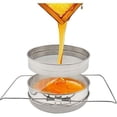 thumbnail image 1 of Colador de miel de acero inoxidable, filtro de malla de doble tamiz, herramientas de equipo de apicultura, colador de residuos de miel con tamiz de abeja doble, 1 of 5