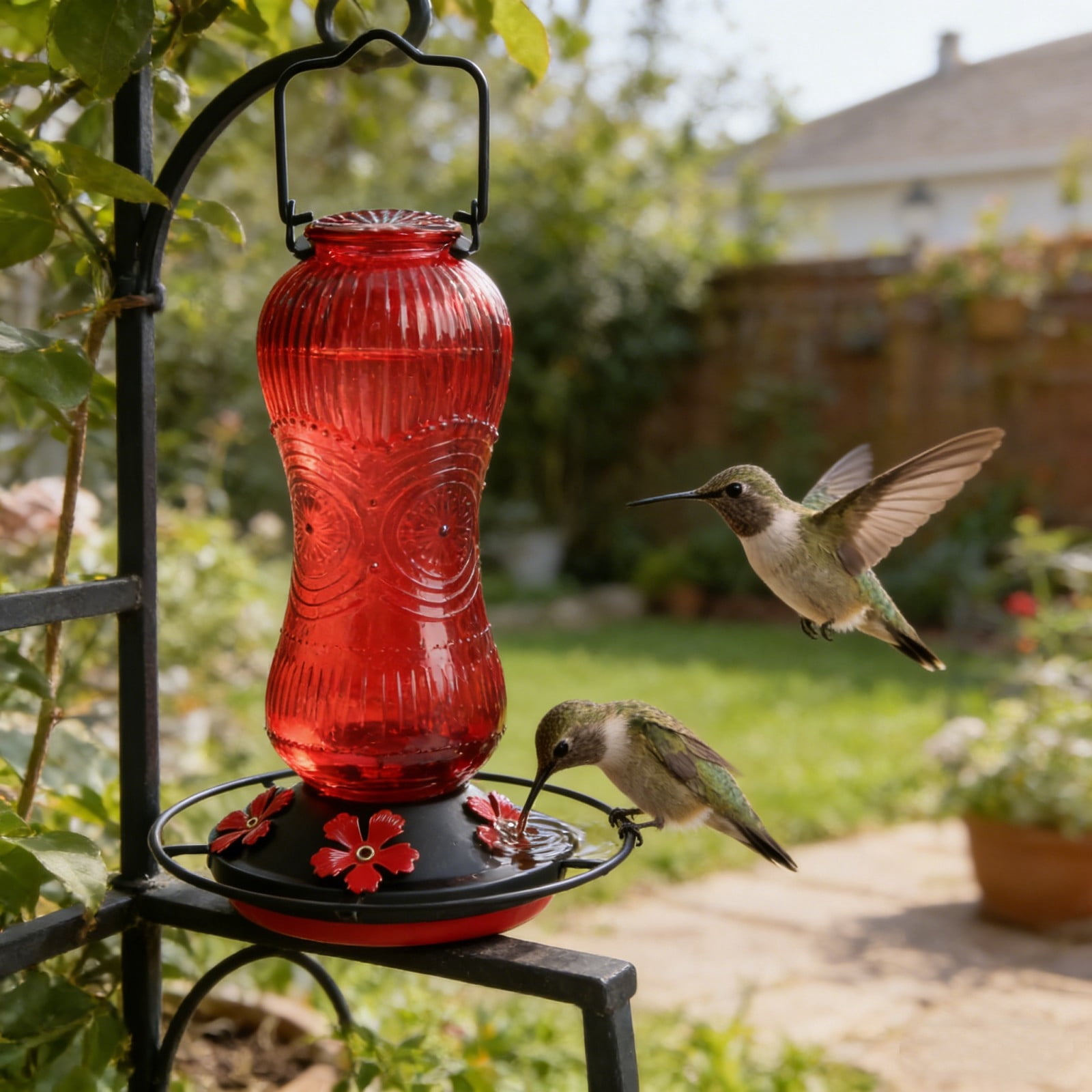 Hummingbird Feeders for Outdoors, Hanging Hummingbird Feeder with 5 Flower-Shaped Feeding Ports, Bird Feeder with Bee Proof Outdoor Garden Decor Gifts for Women