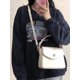 thumbnail image 4 of Bolso de mano para mujer, de primavera y verano, estilo retro, pequeño, cuadrado, diseño de nicho, con textura de alta calidad, tipo bandolera, 4 of 6