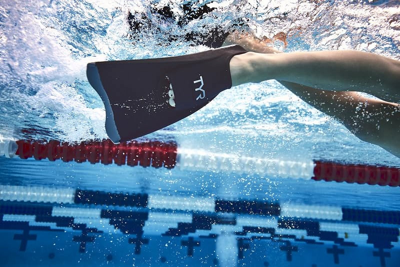 TYR Crossblade Fins 2.0 - Medium, Red