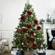 thumbnail image 1 of Set de adornos navideños Pack de 12 bolas flocadas | Decoraciones colgantes de árbol de Navidad de terciopelo multicolor de 6 cm | Diseño retro duradero para el hogar, ventanas, decoración navideña, 1 of 6