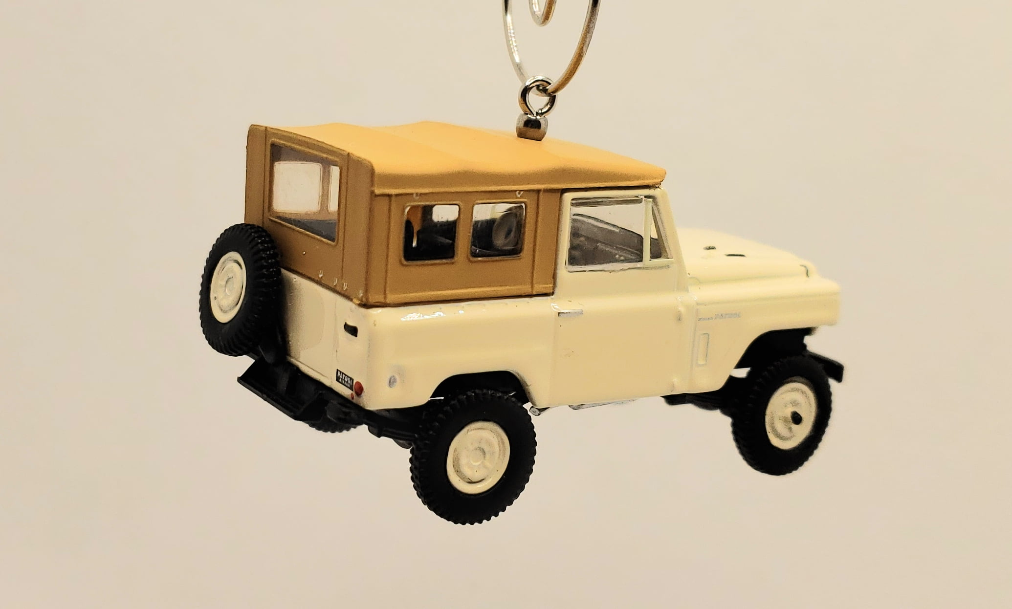 1968 Nissan Patrol Christmas Ornament 1:64 Tan