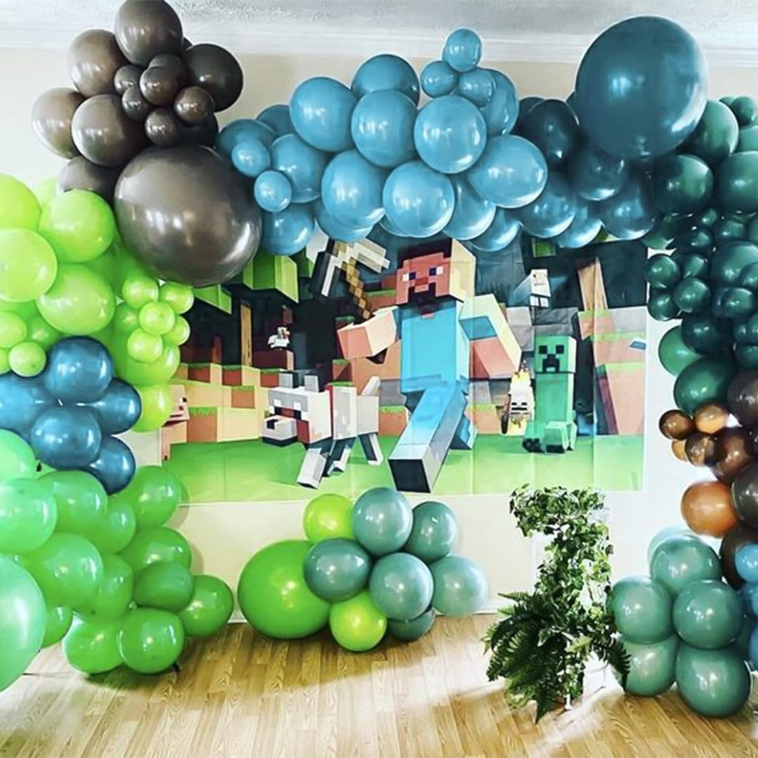 Burculy 129pcs Metallic Gold Balloons Different Sizes 18 12 10 5 Inch, Latex Balloon Garland Arch Kit for Party Graduation Wedding Holiday Happy Birthday Decoration