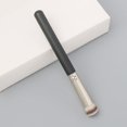 thumbnail image 3 of 2 brochas redondas 270 no comen brochas de maquillaje H suaves., 3 of 3