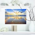thumbnail image 1 of Art Design - Ciel Bleu et Nuages Miroir dans la Mer, 1 of 3