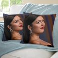 thumbnail image 3 of Olivia RodrigoFundas de almohada de terciopelo con tema, regalos de funda de almohada, decoración para el hogar, cojín de lanzar, regalo de cumpleaños para fans y parejas. 50cm x 50cm., 3 of 6