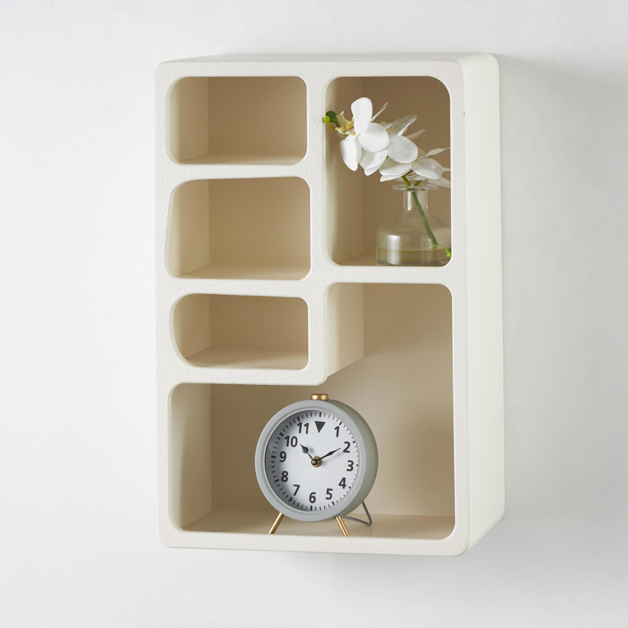 DecMode 16" x 8" 5-Tier Cream Geometric Wall Shelf with Rounded Block Shapes