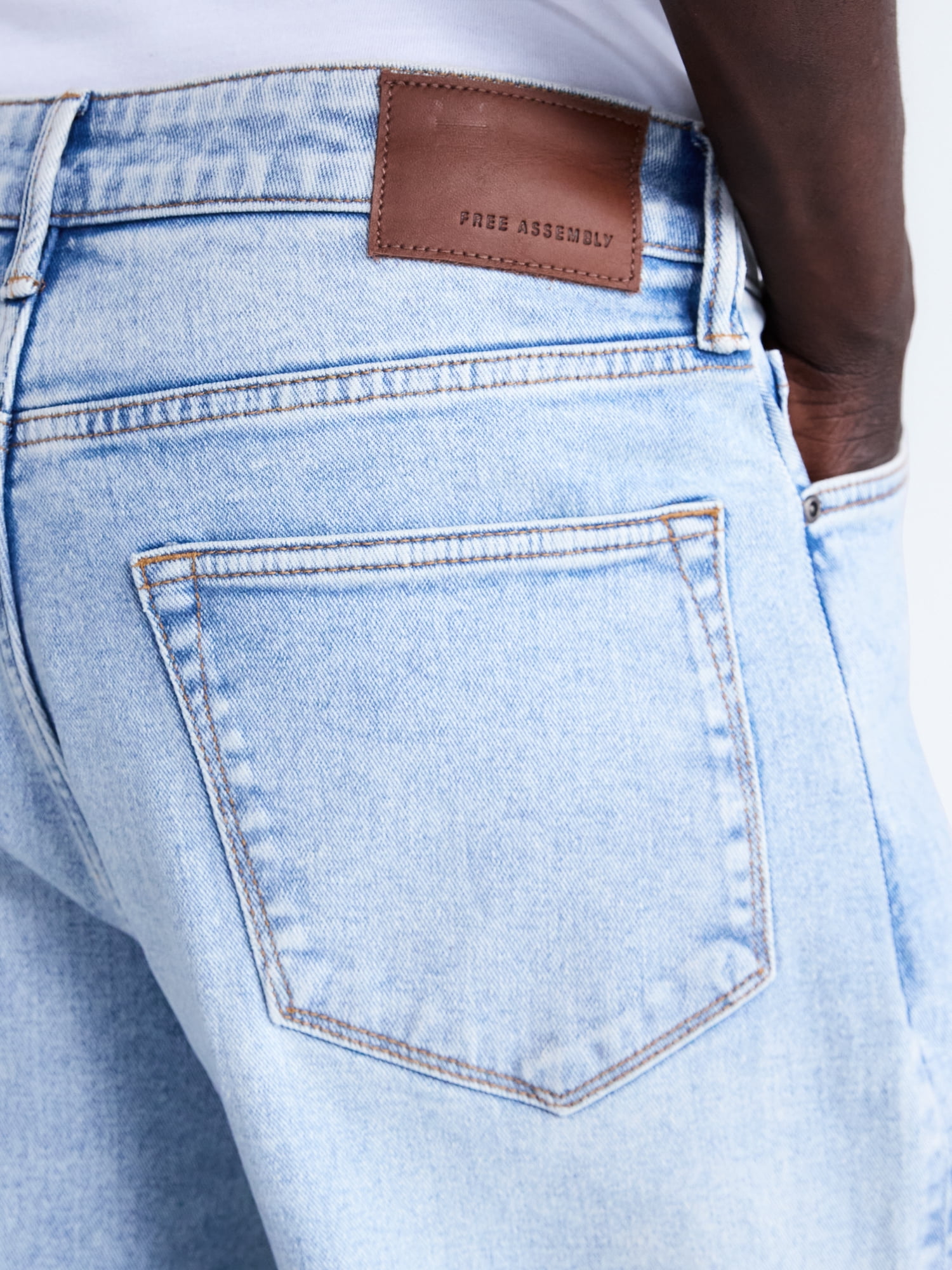 Free Assembly Men's Loose Fit Jeans, Waist Sizes 29-40