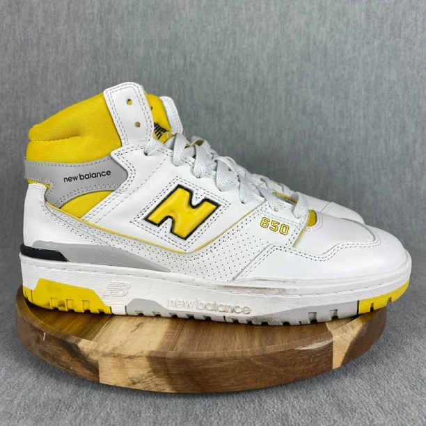 New Balance 650R Shoes Mens Size 9 White Sneakers High Top Honeycomb Yellow