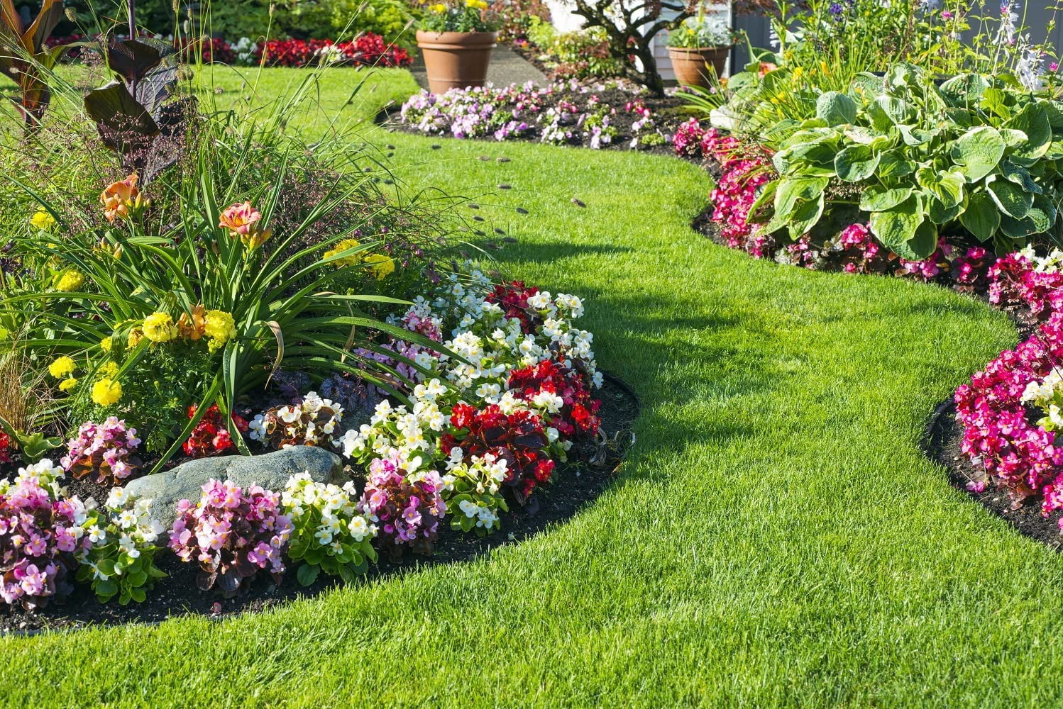 MASTER MARK Plus Landscape Coiled Edging, Garden Border, Lawn Edging, Flower Bed Edging, Playground Edging