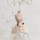 thumbnail image 3 of Expositor de joyas con forma de figura femenina para pendientes y collares Rosa 3, 3 of 9