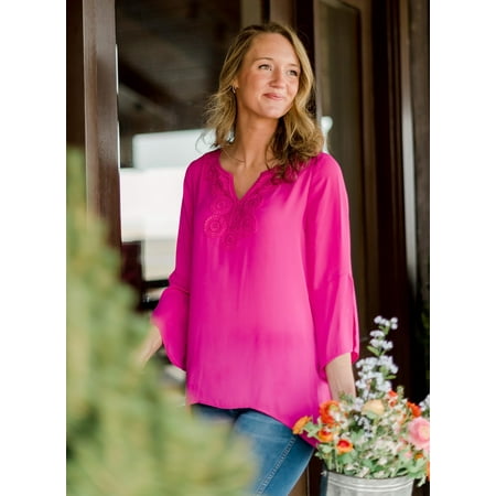 The Pioneer Woman Woven Crepe Blouse with Sharkbite Hem, Womens