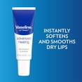 thumbnail image 3 of Protector Labial Vaseline Advanced en Gel de Petróleo, Tamaño Viaje, Pack de 12, 3 of 4