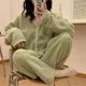 thumbnail image 2 of Conjunto de Pijama de terciopelo Coral para mujer, ropa de dormir de franela de manga larga, bonita, para invierno, novedad de 2022, 2 of 4