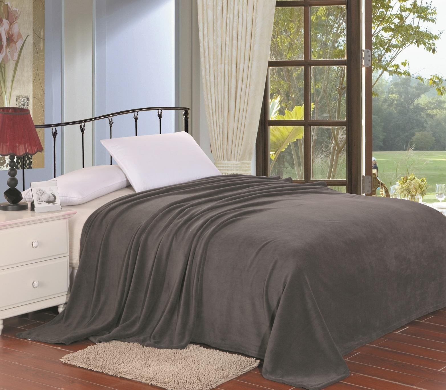 Simply Lush King Size Solid Microplush Blanket (102" x 86") Grey