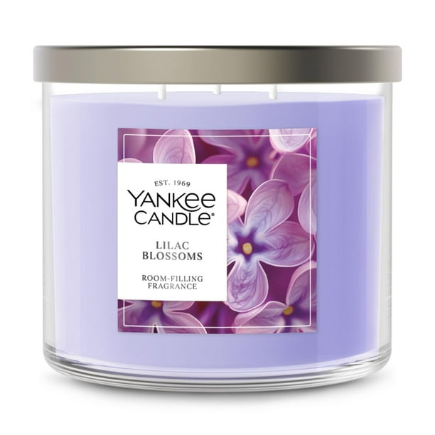 Tarro con 3 mechas de Candle Yankee Candle, 40 horas de duración, color lila