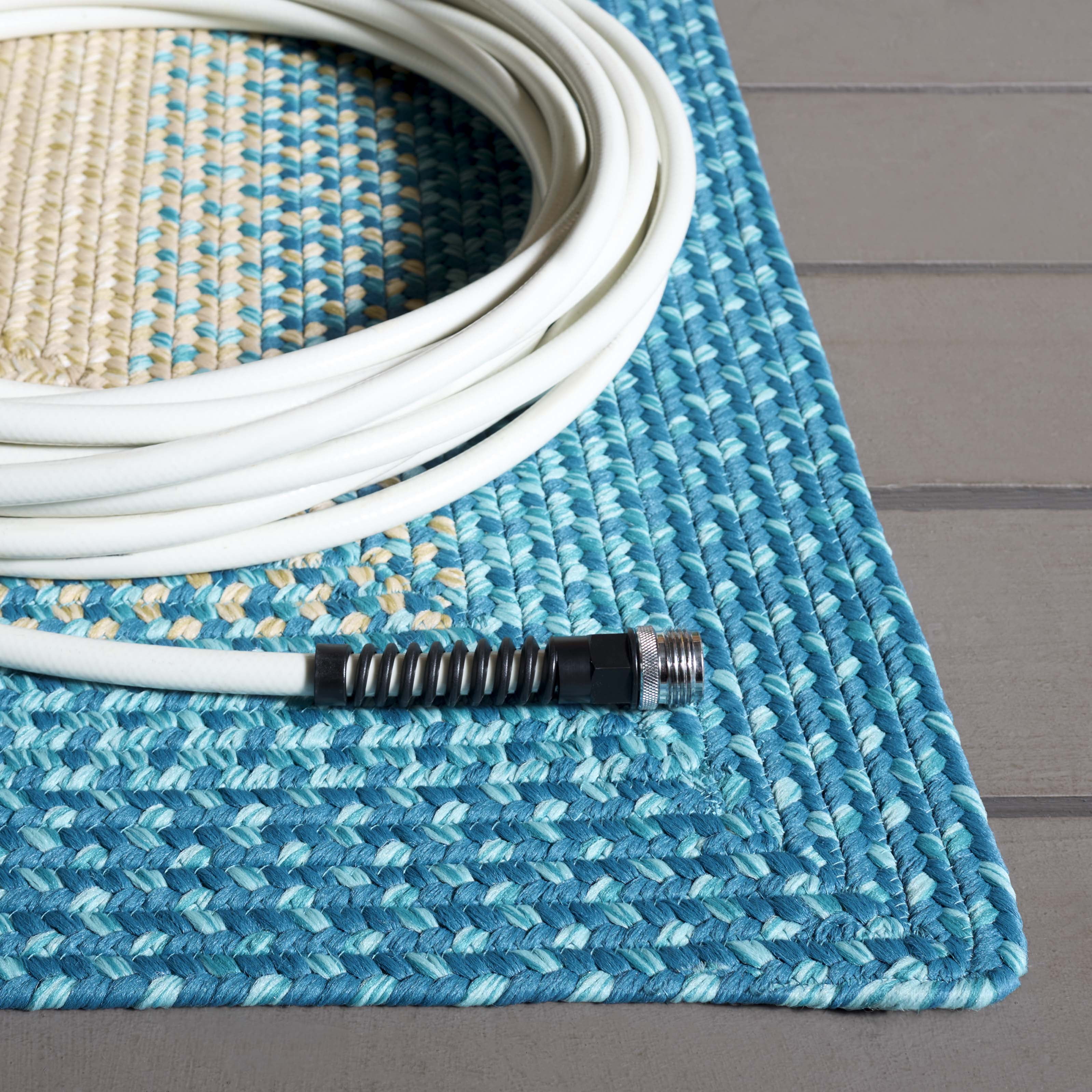 SAFAVIEH Braided Neville Bordered Machine Washable Reversible Area Rug, Blue/Beige, 4' x 6'
