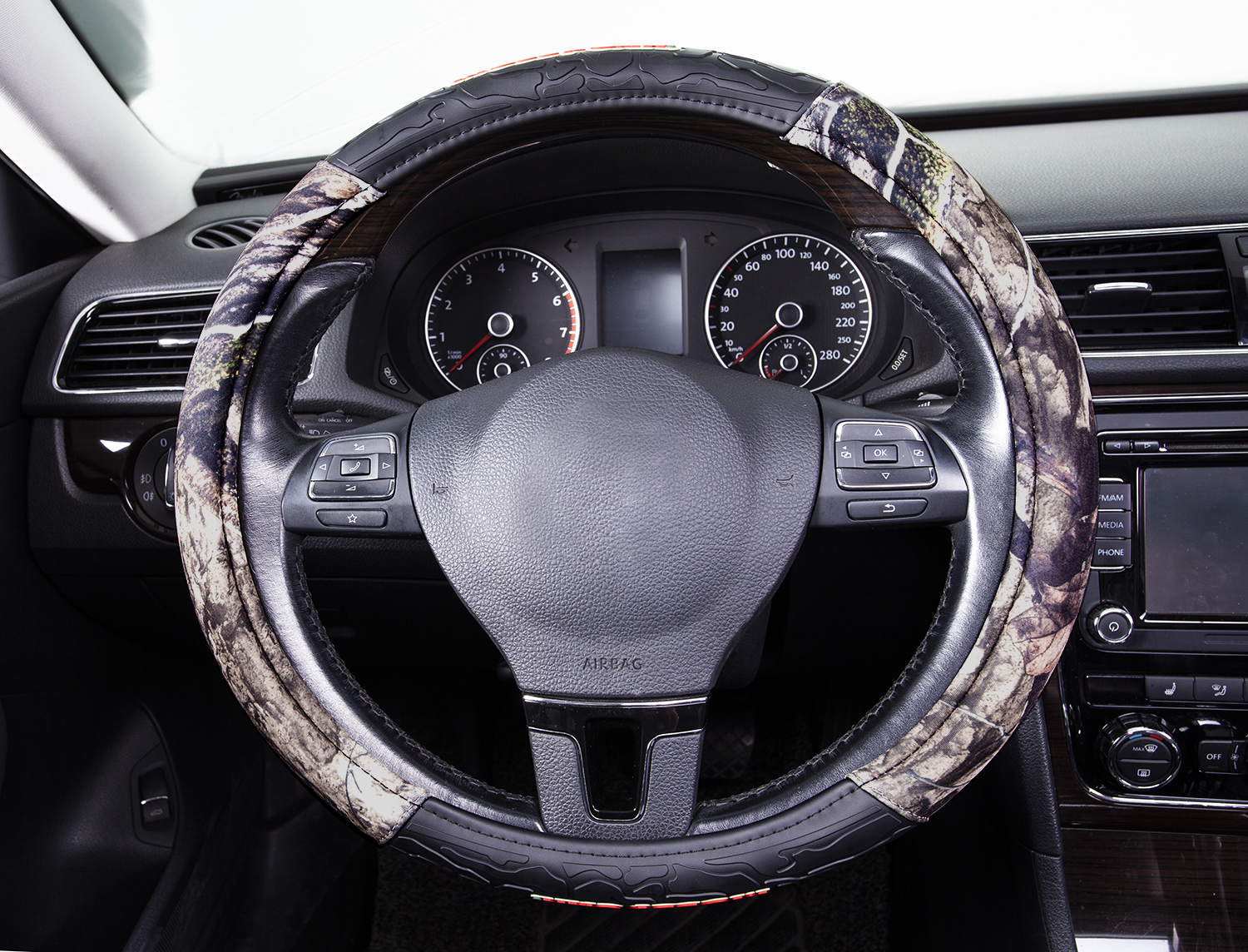Mossy Oak Camo Steering Wheel Cover, Green photo 2