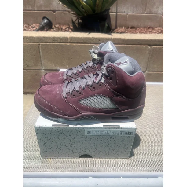 N I-K-E A i r-Jor-dan 5 Retro SE 'Burgundy' 2023 DZ4131 600 Men's Size 9.5