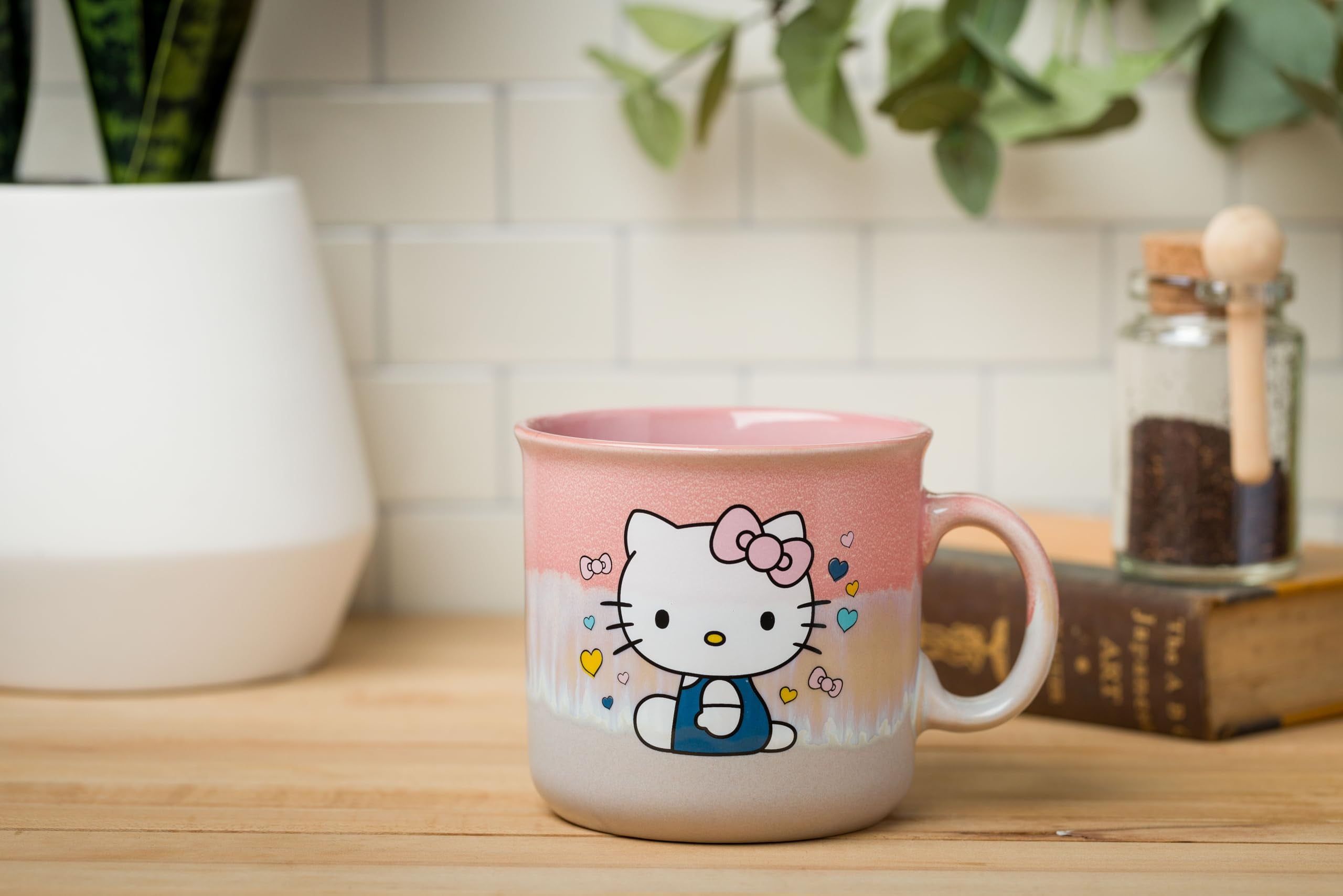 Silver Buffalo Sanrio Hello Kitty Sitting Hearts and Bows Reactive Glaze Ceramic Camper Mug, 20 Ounces