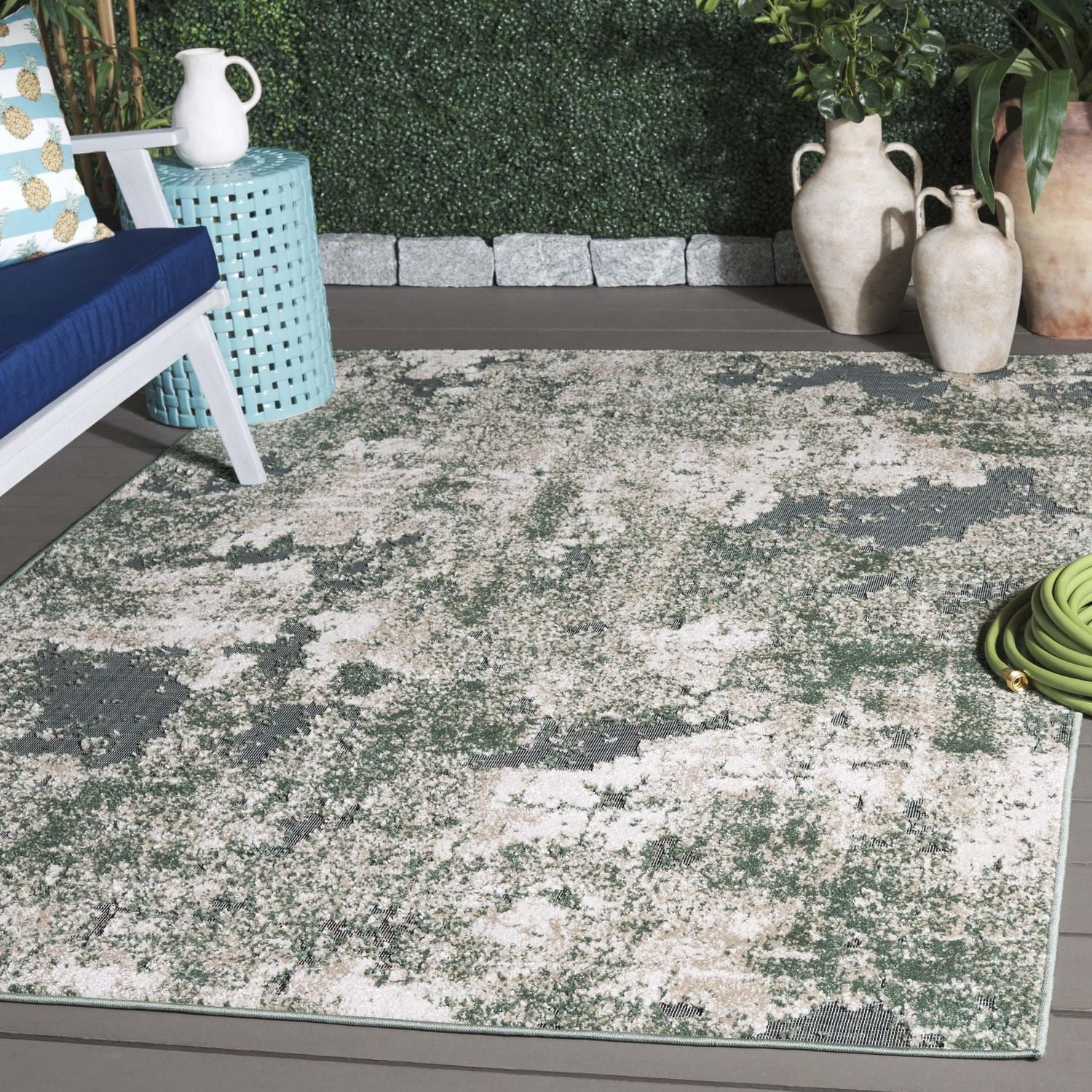 SAFAVIEH Cabana Selma Distressed Indoor/Outdoor Area Rug