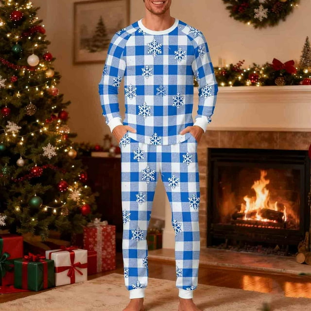 Pijama navideño para hombre, blusa y pantalones con estampado navideño a cuadros.