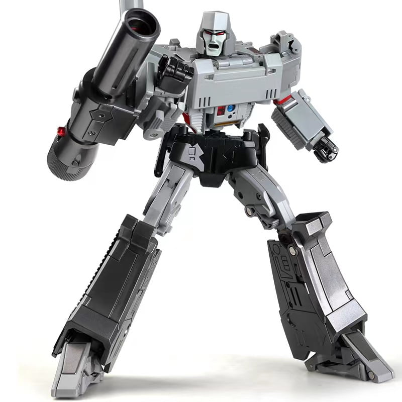 Transformer Masterpiece Action Figure: MP-11SW Skywarp