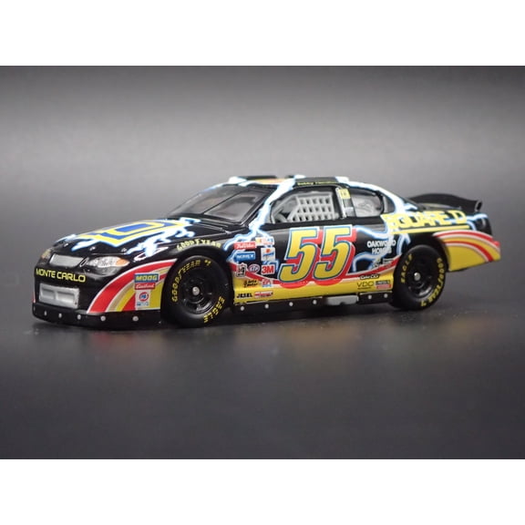 Open Box 2001 01 CHEVROLET MONTE CARLO 55 BOBBY HAMILTON NASCAR 1:64 SCALE DIECAST MODEL CAR