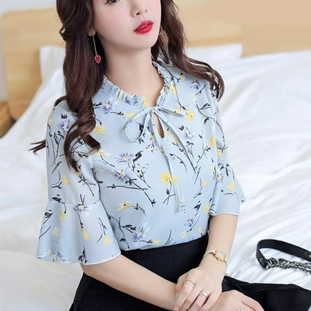 Temperament Korean Style Short-sleeved Chiffon Shirt Easy Matched Floral  Blouse with Tie on Neck & Flare Sleeves for Women 