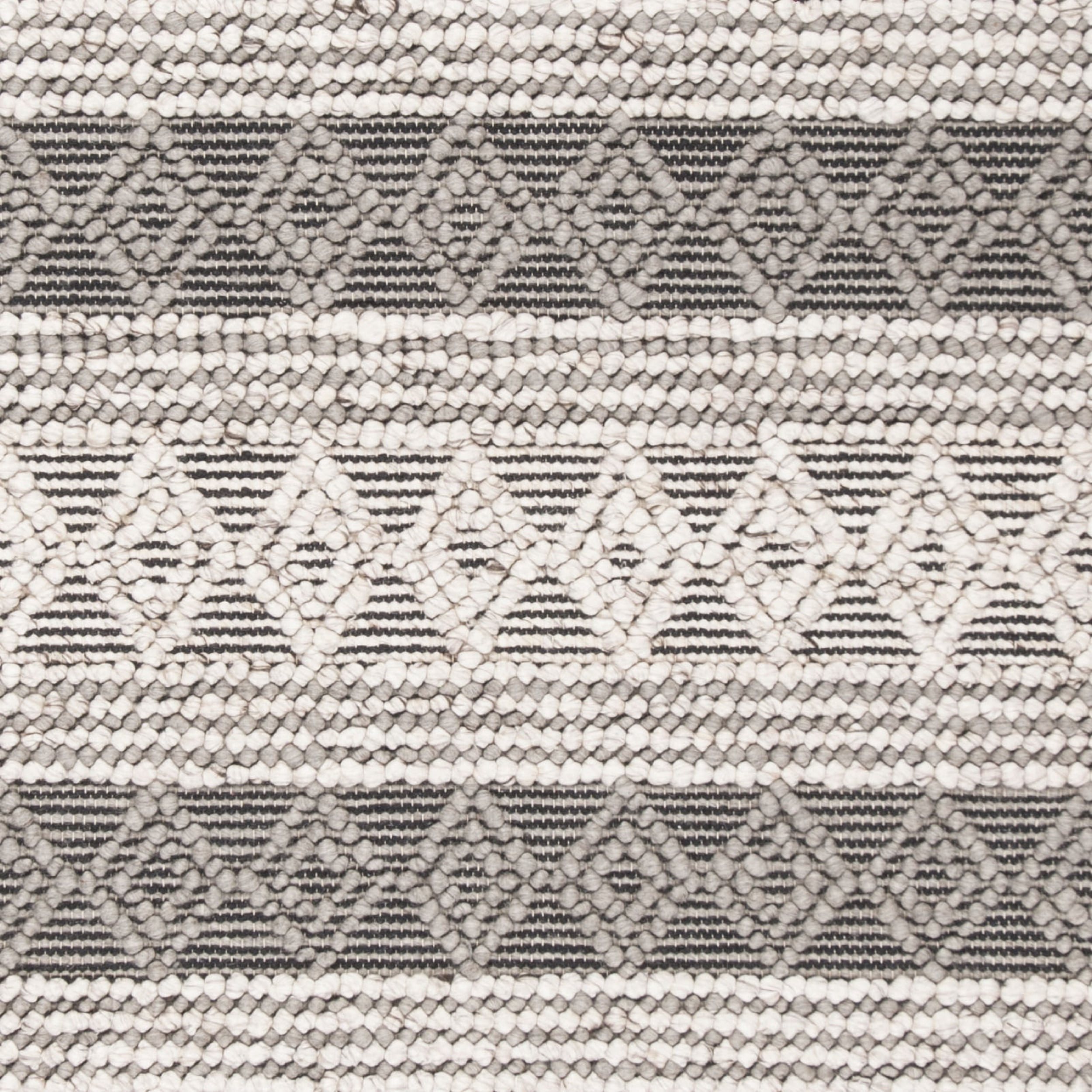 SAFAVIEH Natura Cillian Braided Diamonds Area Rug, Silver, 6' x 6' Square