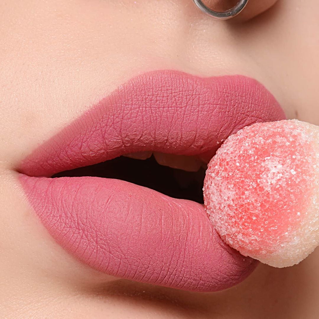 UNICORN GLOW Semi-Matte Liquid Lipstick - Matte Caramel