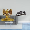 thumbnail image 2 of Escultura,Estatua de resina,figura decorativa para el hogar.,Estatua de escritorio,Figura decorativa de pelea de toros y osos,Colecciones de esculturas de toros,artesanía de resina,decoración, 2 of 7