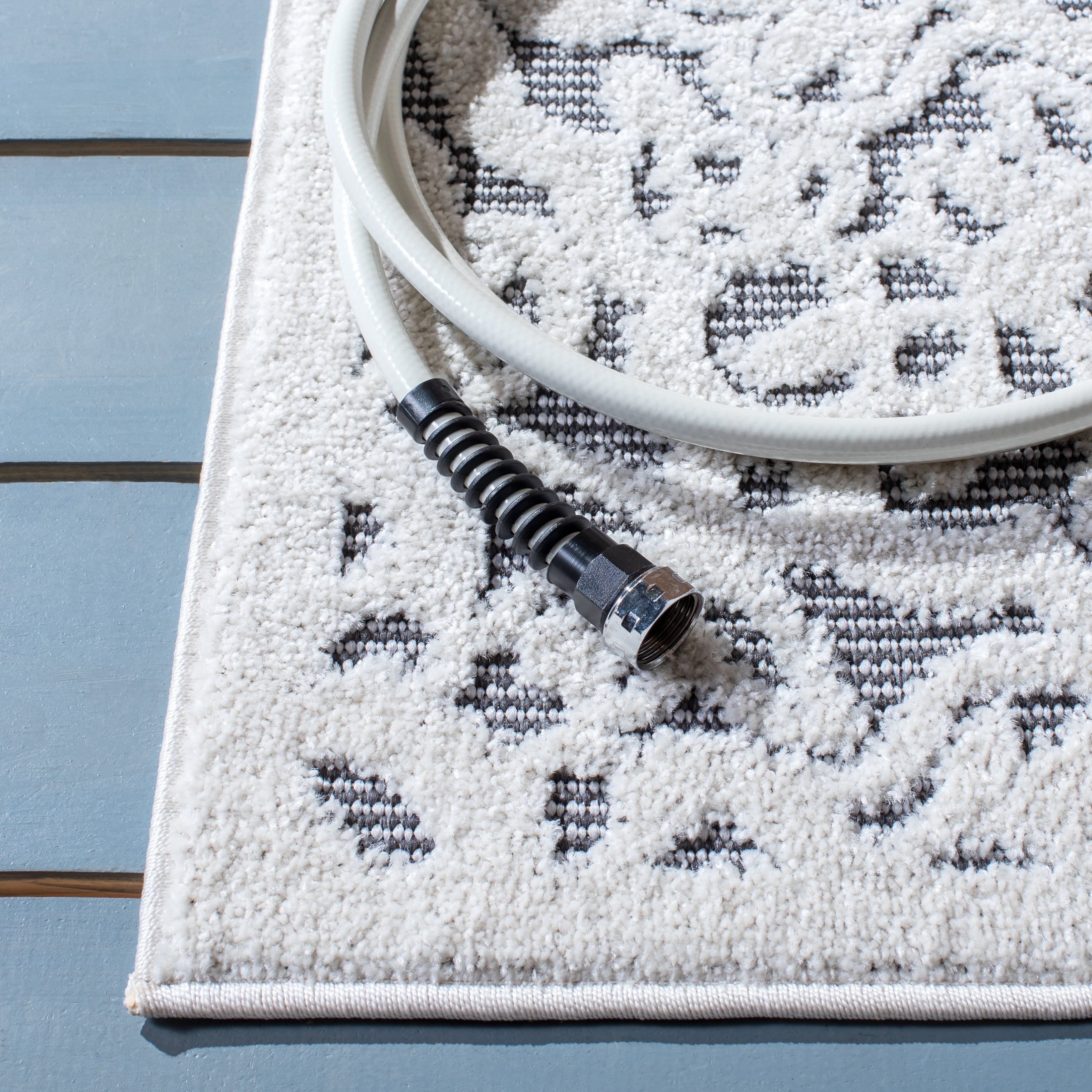 SAFAVIEH Cabana Henrika Ivory/Grey 2'2"X9' Runner Indoor/Outdoor Area Rug Ivory/Grey, 6'7" x 6'7" Square