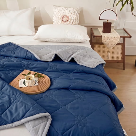 1 PC Summer Cooling Blanket, Soft Touch Hypoallergenic Air Conditioning Throw Blanket, Washable Lightweight Quilt for Bedroom Living Room Home Use,Navy Blue,Throw,Size:40"×60"