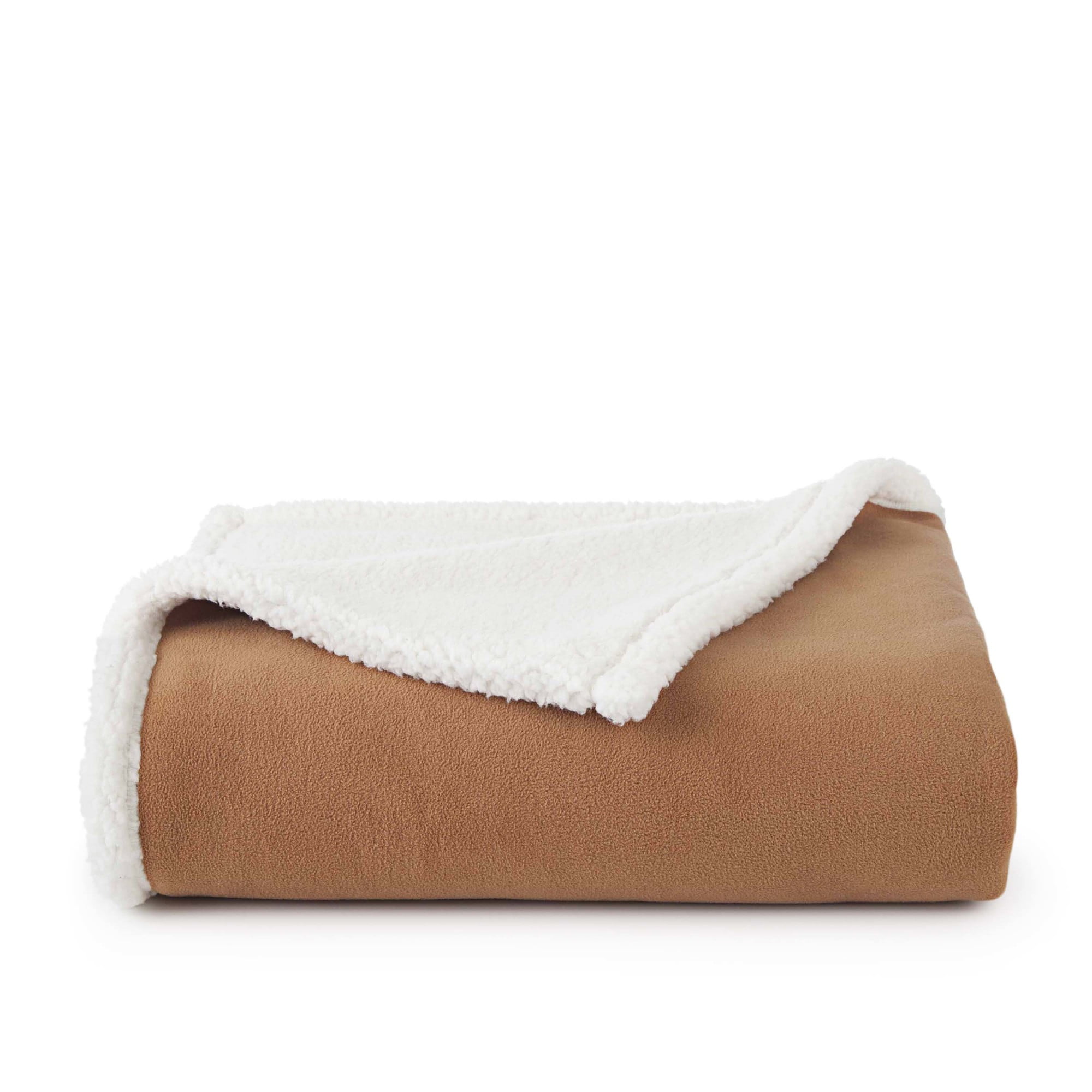 Reversible Fleece Sherpa Light Brown/Ivory Throw