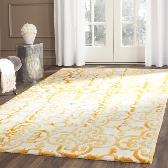 Safavieh Dip Dye Flower Distressed Wool Area Rug, Ivory/Gold, 4' x 6'