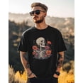 thumbnail image 1 of Camiseta de manga corta con calavera para hombre, estilo vintage floral, de algodón, con cuello redondo, para adolescentes y niños., 1 of 7