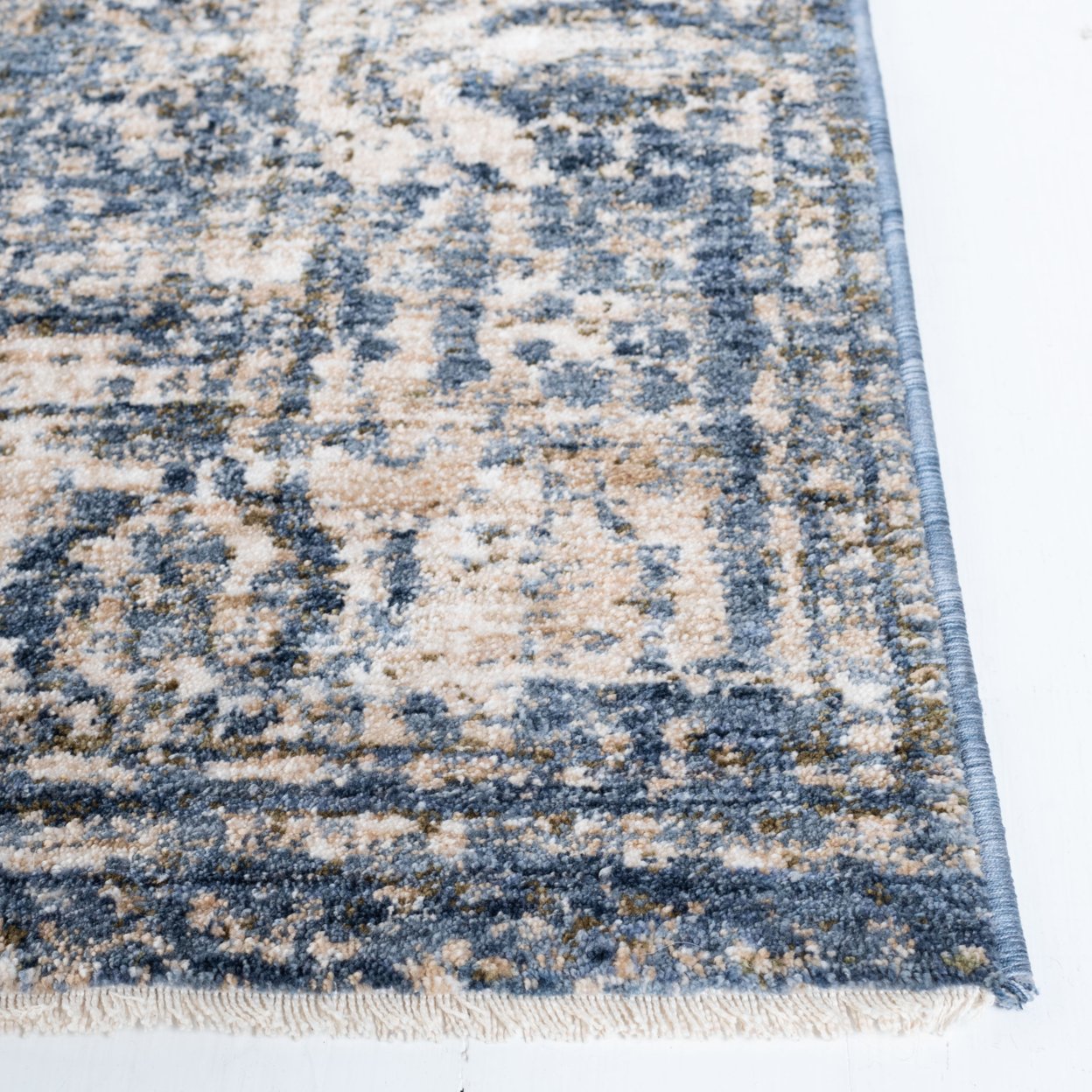 SAFAVIEH Vintage Oushak Collection VOS233M Navy/Ivory Rug - image 2 of 5