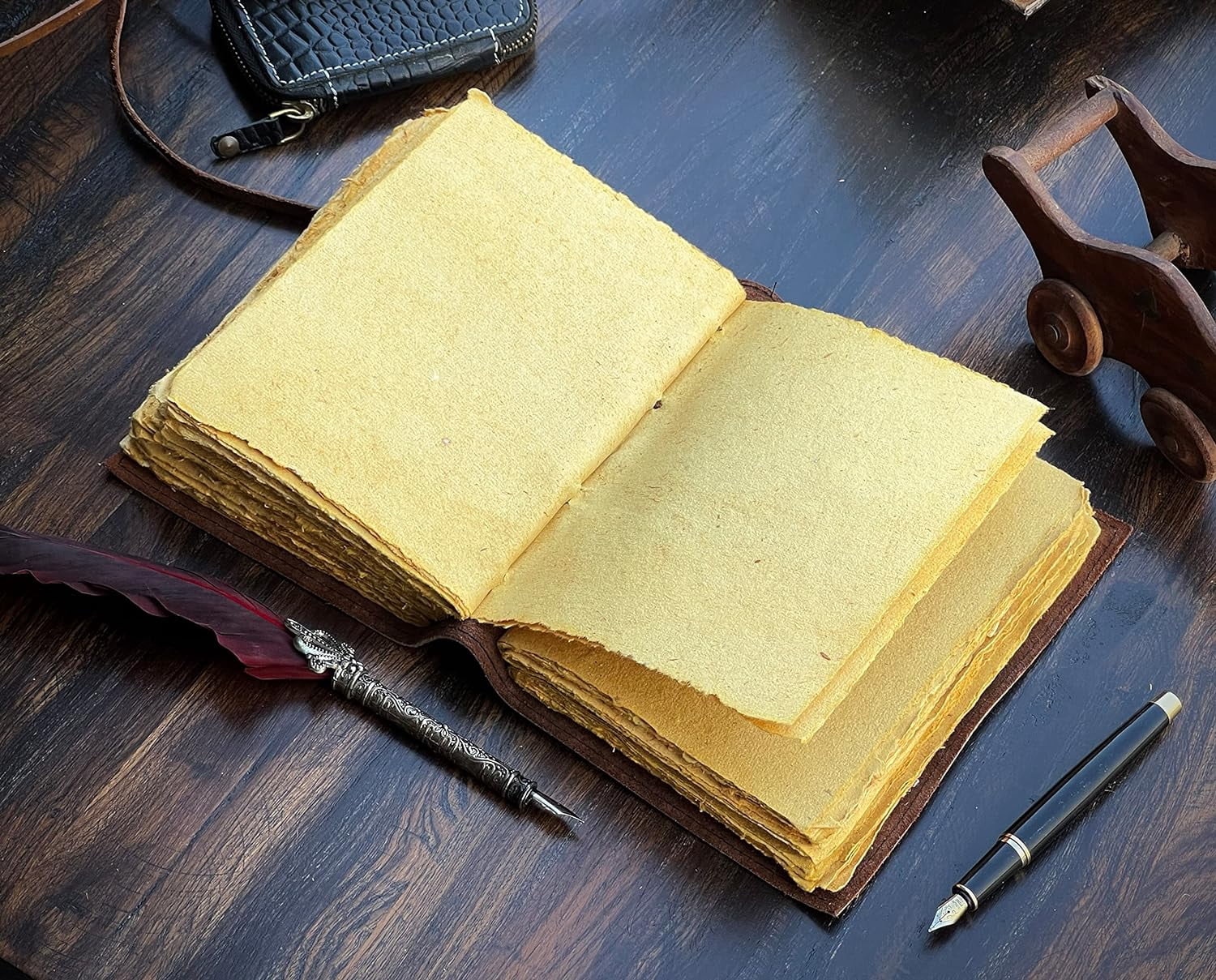 Gratitude Journal For Women 3D Heart Notepad Gifts Anniversary For Women Leather Bound Journal Unlined Vintage Journal Leather Journals For Women Travel & Daily Diary For Women Leather Sketchbook