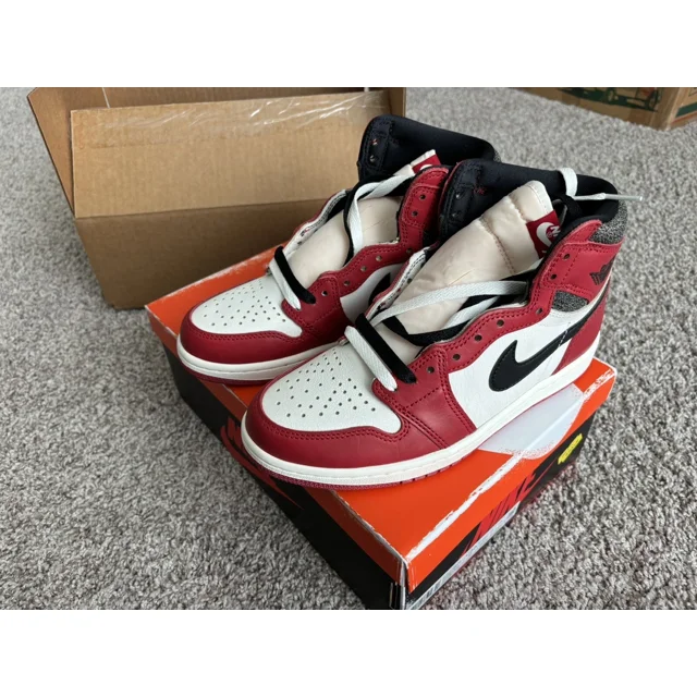 Size 7 - Jo r-dan 1 Retro High OG Chicago Reimagined Lost & Found 2022