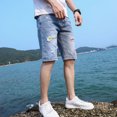 thumbnail image 2 of Pantalones cortos de mezclilla para hombre, largos, con parches de texto, bermudas, pantalones vaqueros cortos para hombre, moda coreana, nuevos en diseñador, botones Xxxl, verano, 2 of 5