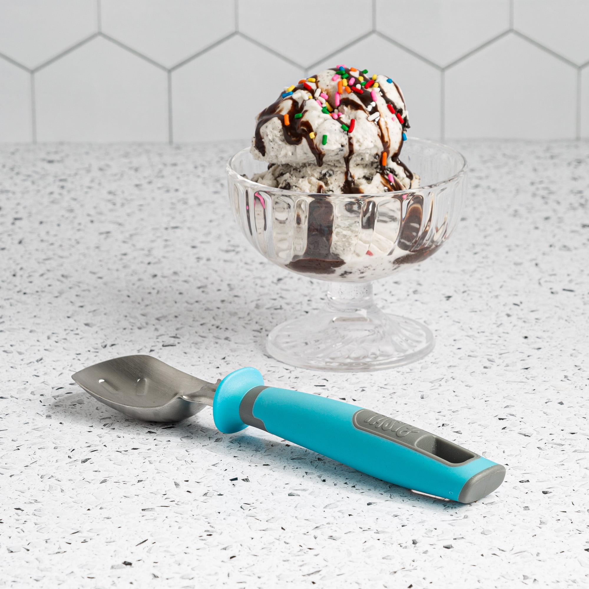 easy release ice cream scoop
