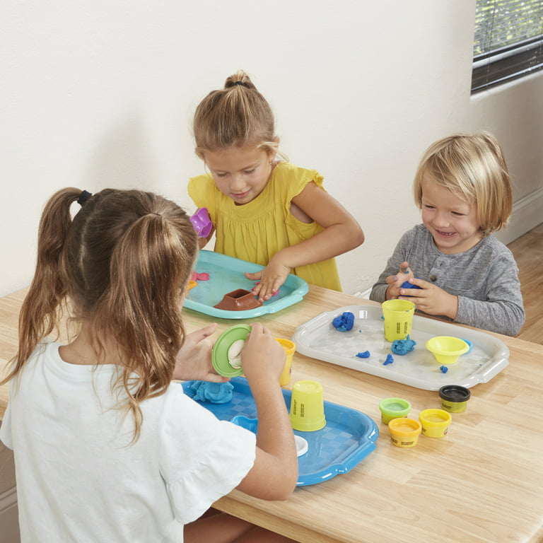 ECR4Kids Colorful Plastic Art Trays for Kids, Multipurpose Craft