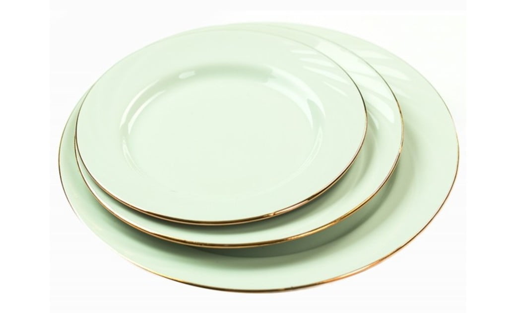 by Dobrush Belarus White with Gold Rim DINNER SET OF 18 Porcelain Plates