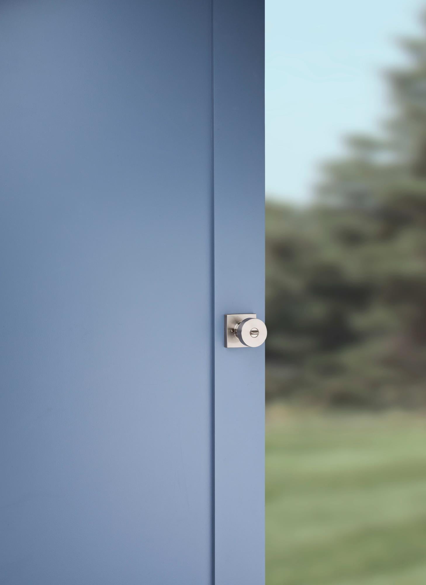 Pismo Square Keyed Entry Knob featuring SmartKey Security in Satin Nickel
