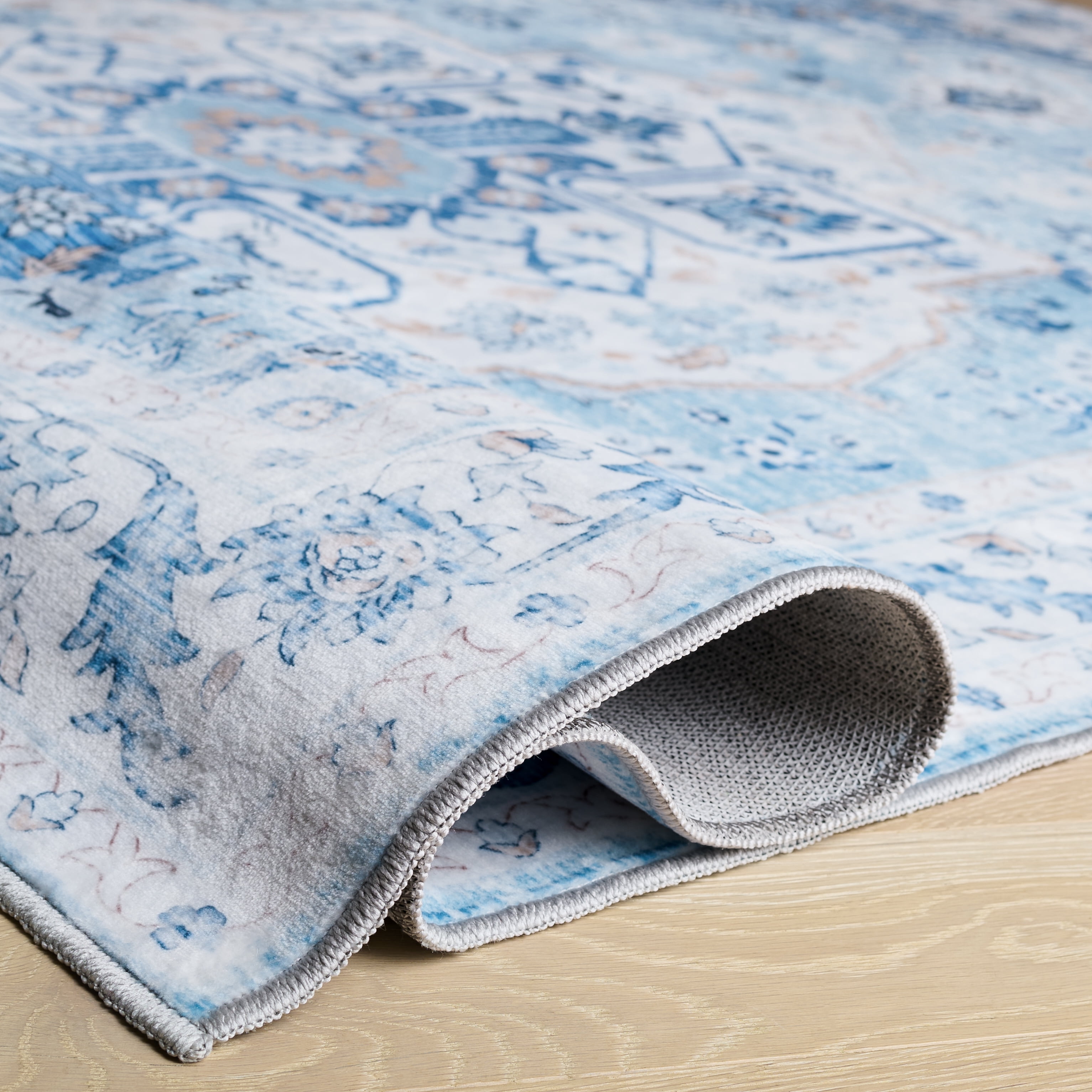 SAFAVIEH Arizona Thames Oriental Machine Washable Area Rug, Light Blue/Blue, 8' x 10'