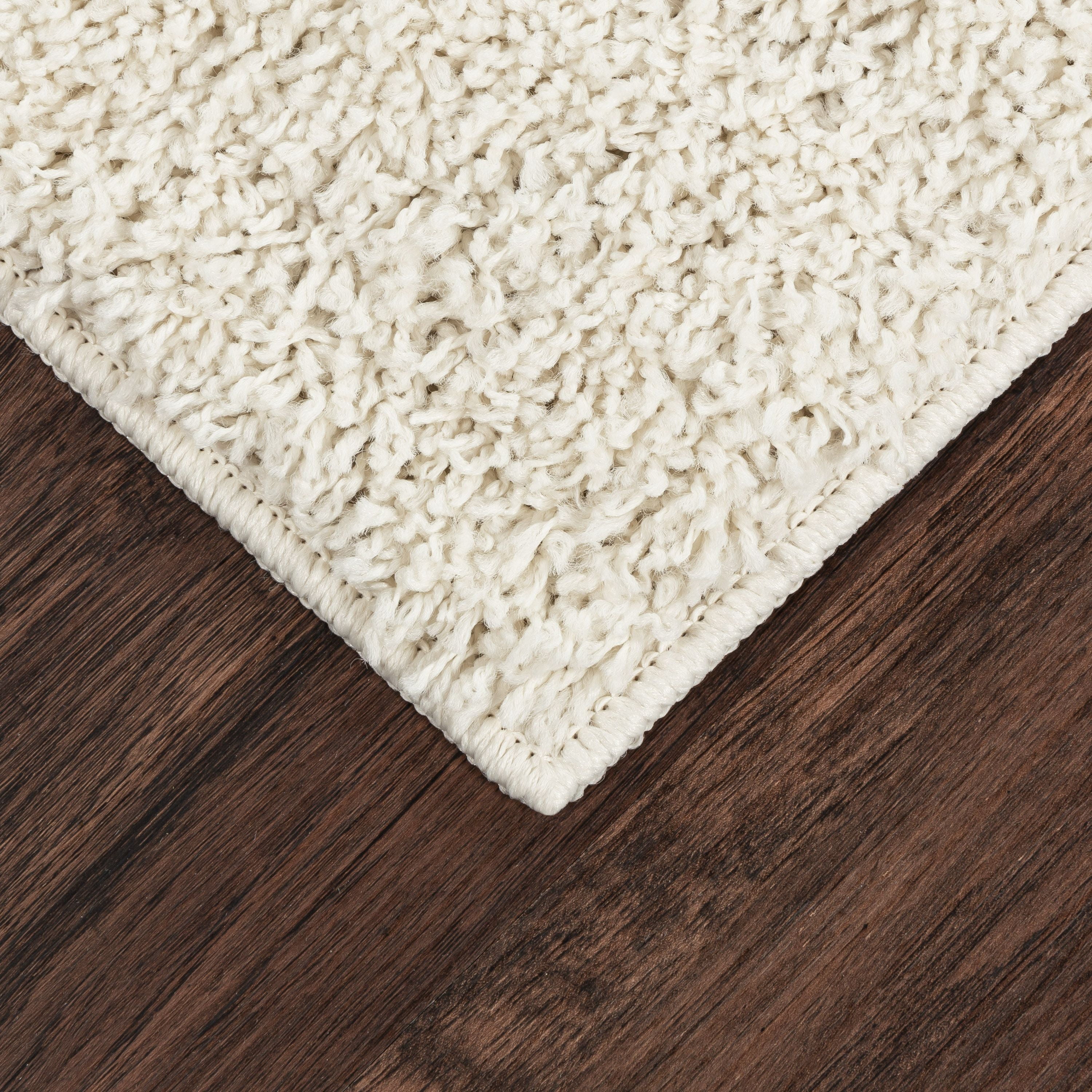 Mainstays Traditional Solid Ivory Shag Indoor Area Rug, 5' x 7'