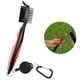 thumbnail image 2 of Cepillo para palos de golf y limpiador de ranuras. Mosquetón retráctil de aluminio con cremallera, ligero y elegante, diseño ergonómico, se fija fácilmente a la bolsa de golf., 2 of 8